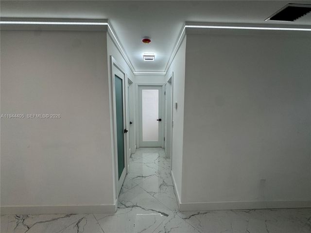 8600 Taft St, Pembroke Pines, FL 33024