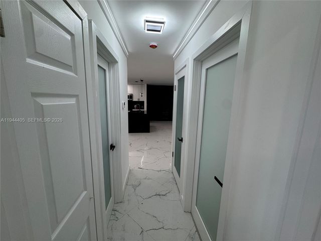 8600 Taft St, Pembroke Pines, FL 33024