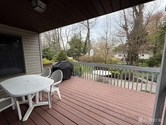 15 Cutter Avenue, Edison, NJ 08820