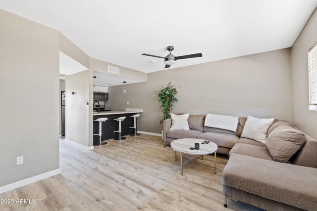 7436 E CHAPARRAL Road 205B, Scottsdale, AZ 85250