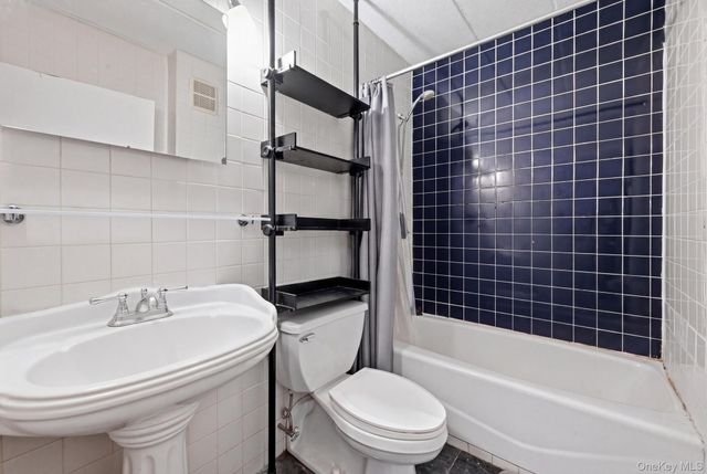 92-29 Queens Boulevard 16H, Rego Park, NY 11374