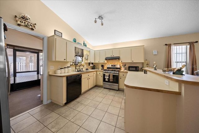 3929 NE 22ND STREET, Ocala, FL 34470