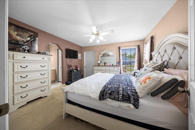 3929 NE 22ND STREET, Ocala, FL 34470