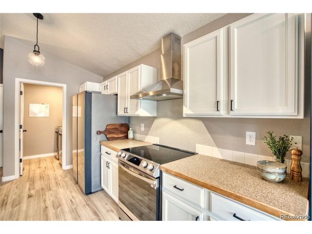 16167 Cinnamon Cir, Mead, CO 80542