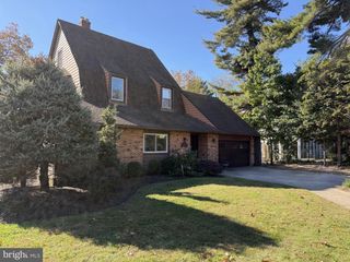 404 W MAPLE AVE, Merchantville, NJ 08109