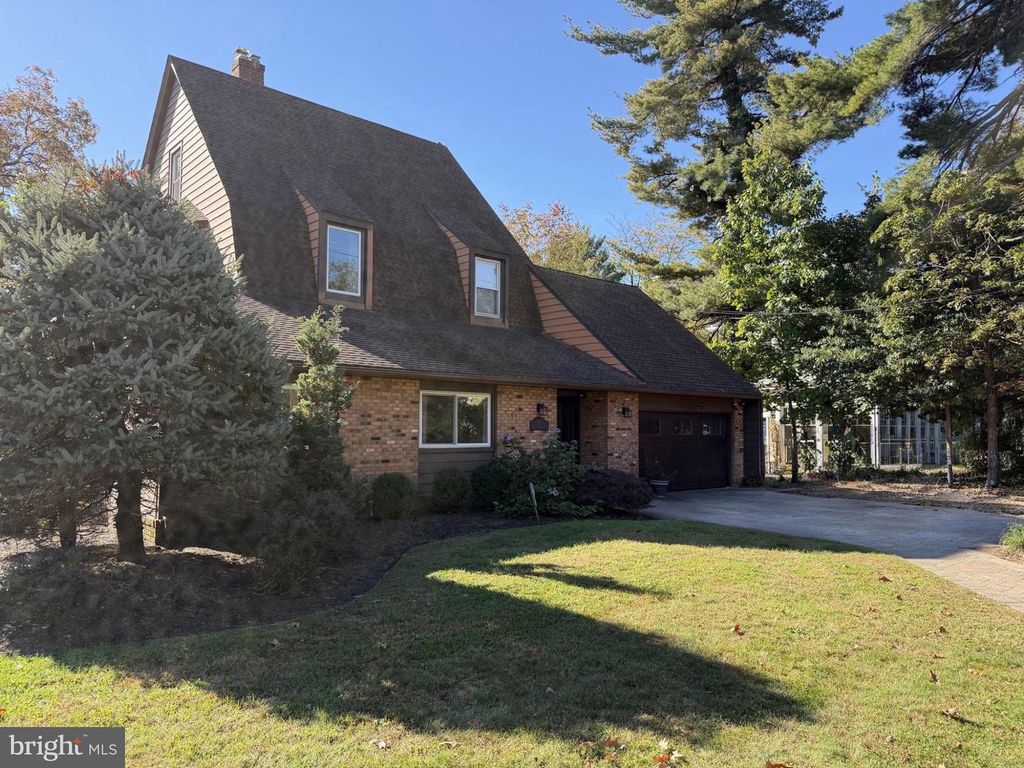 404 W MAPLE AVE, Merchantville, NJ 08109