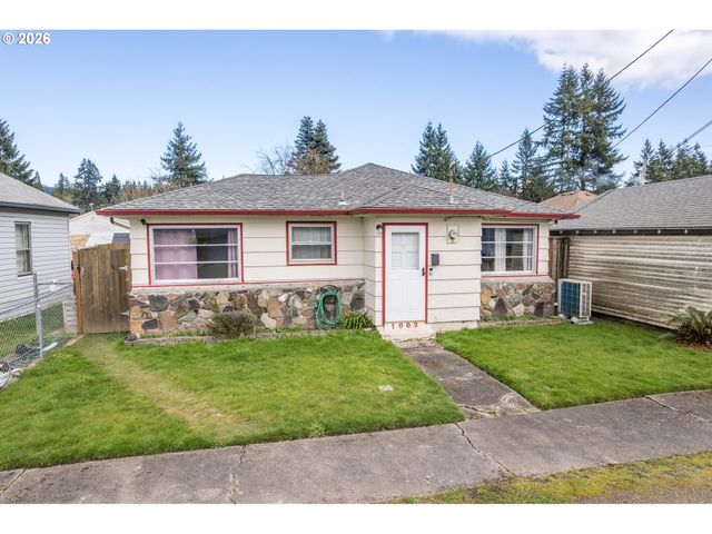 1002 N 10TH Ave, Kelso, WA 98626