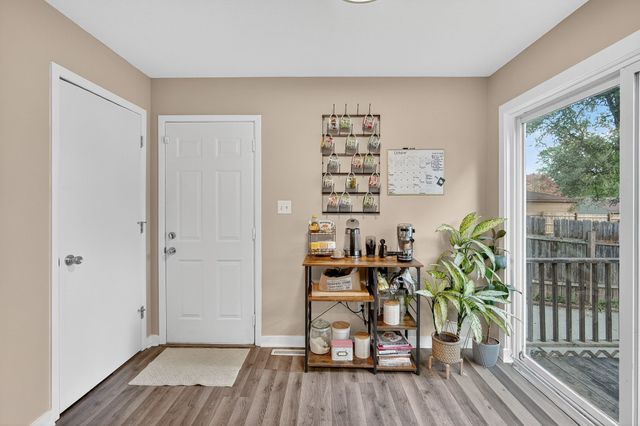 2317 E 41st Court, Des Moines, IA 50317