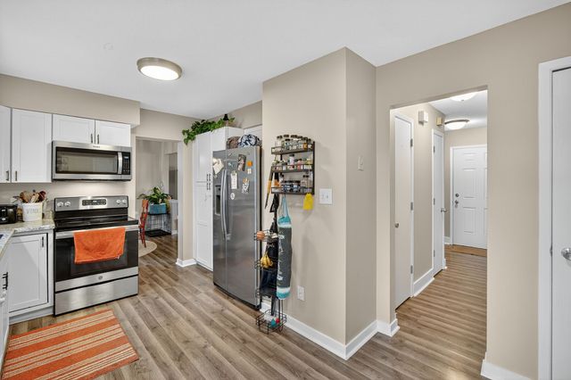 2317 E 41st Court, Des Moines, IA 50317