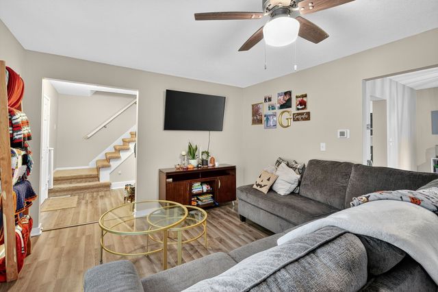2317 E 41st Court, Des Moines, IA 50317