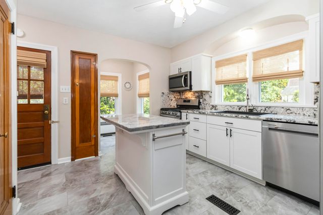 805 N Main Street, Somerset, KY 42501