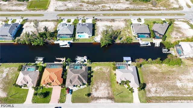 722 NW 39th AVE, Cape Coral, FL 33993