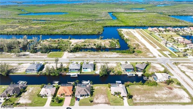 722 NW 39th AVE, Cape Coral, FL 33993
