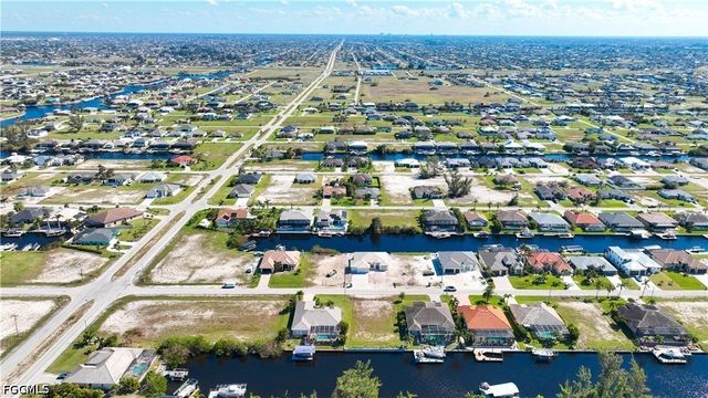 722 NW 39th AVE, Cape Coral, FL 33993