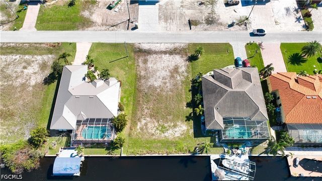 722 NW 39th AVE, Cape Coral, FL 33993