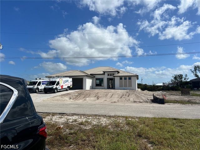 722 NW 39th AVE, Cape Coral, FL 33993