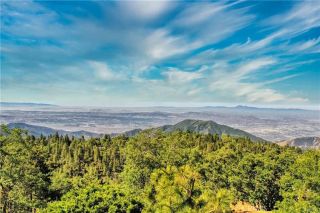 246 Ferndale Dr, Running Springs, CA 92382