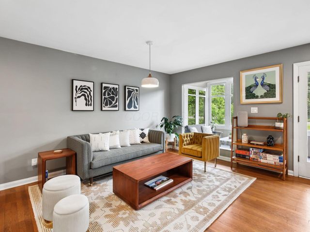3727 Sunset Drive, Upper Arlington, OH 43221