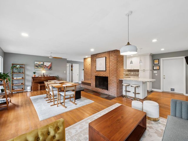 3727 Sunset Drive, Upper Arlington, OH 43221