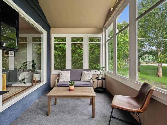 3727 Sunset Drive, Upper Arlington, OH 43221