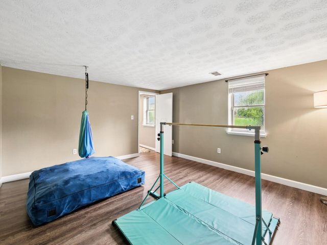 3727 Sunset Drive, Upper Arlington, OH 43221
