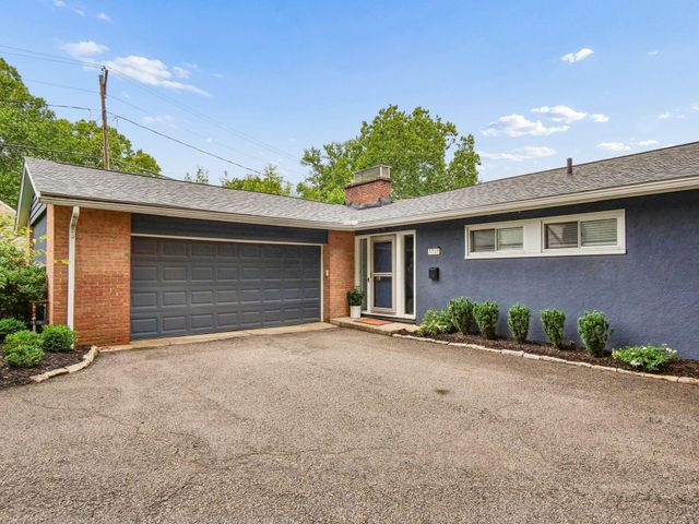 3727 Sunset Drive, Upper Arlington, OH 43221
