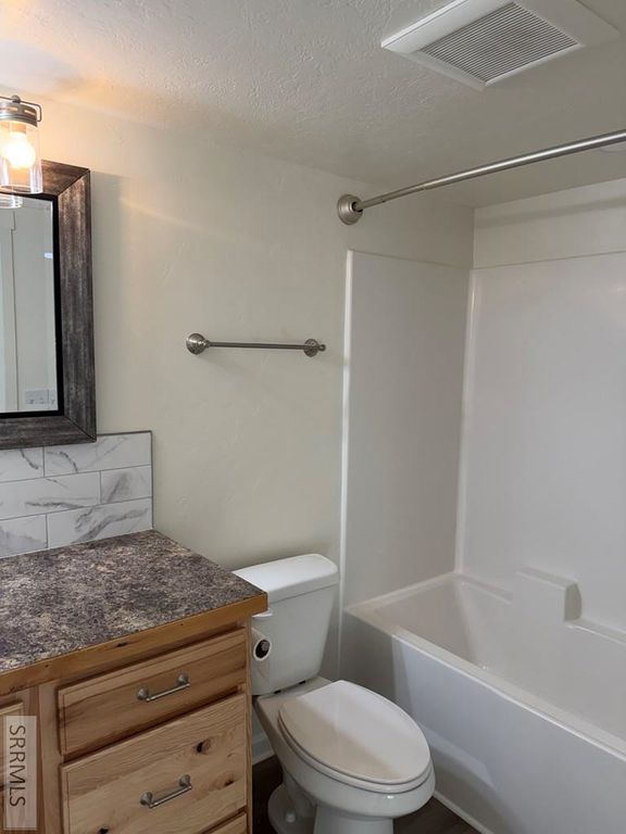 Image 12 of property listing at 330 W 300 N, Blackfoot, ID 83211