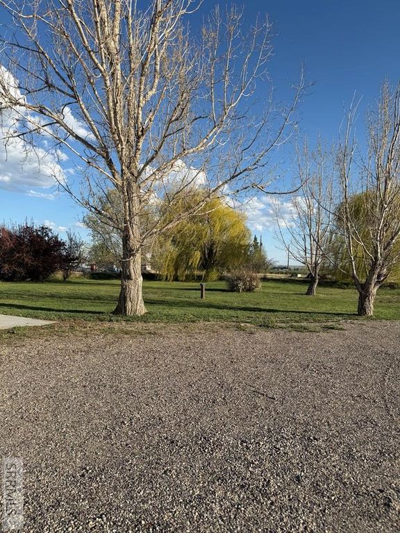 Image 16 of property listing at 330 W 300 N, Blackfoot, ID 83211