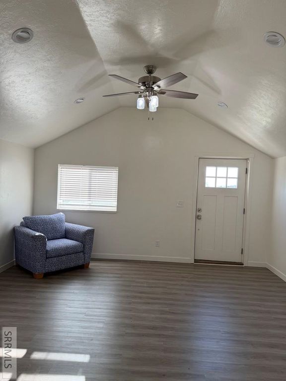 Image 2 of property listing at 330 W 300 N, Blackfoot, ID 83211