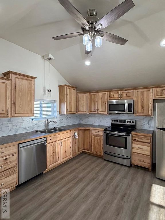 Image 3 of property listing at 330 W 300 N, Blackfoot, ID 83211