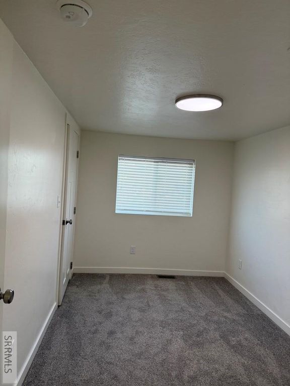 Image 8 of property listing at 330 W 300 N, Blackfoot, ID 83211