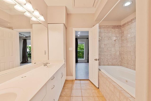 1616 Elgin Street 11, Houston, TX 77004