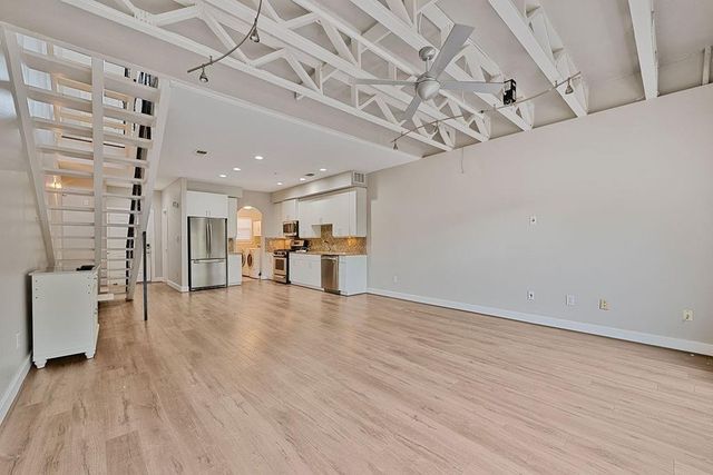 1616 Elgin Street 11, Houston, TX 77004