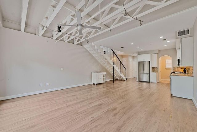 1616 Elgin Street 11, Houston, TX 77004