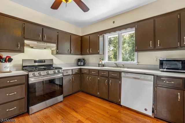 260 Pearl Pl, South Plainfield Boro, NJ 07080