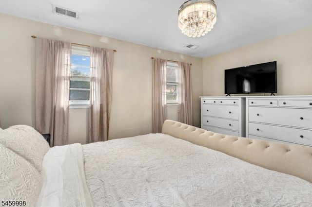 260 Pearl Pl, South Plainfield Boro, NJ 07080