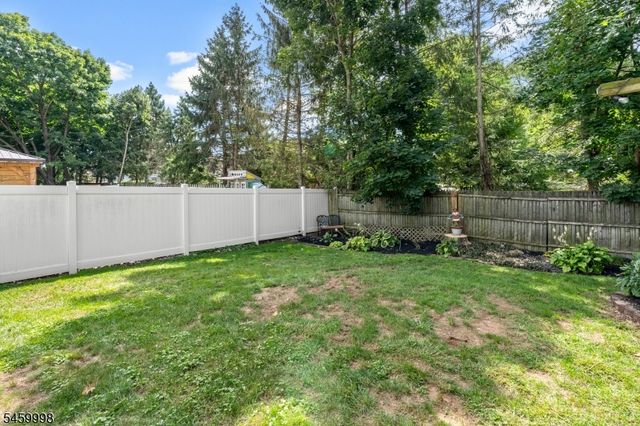 260 Pearl Pl, South Plainfield Boro, NJ 07080