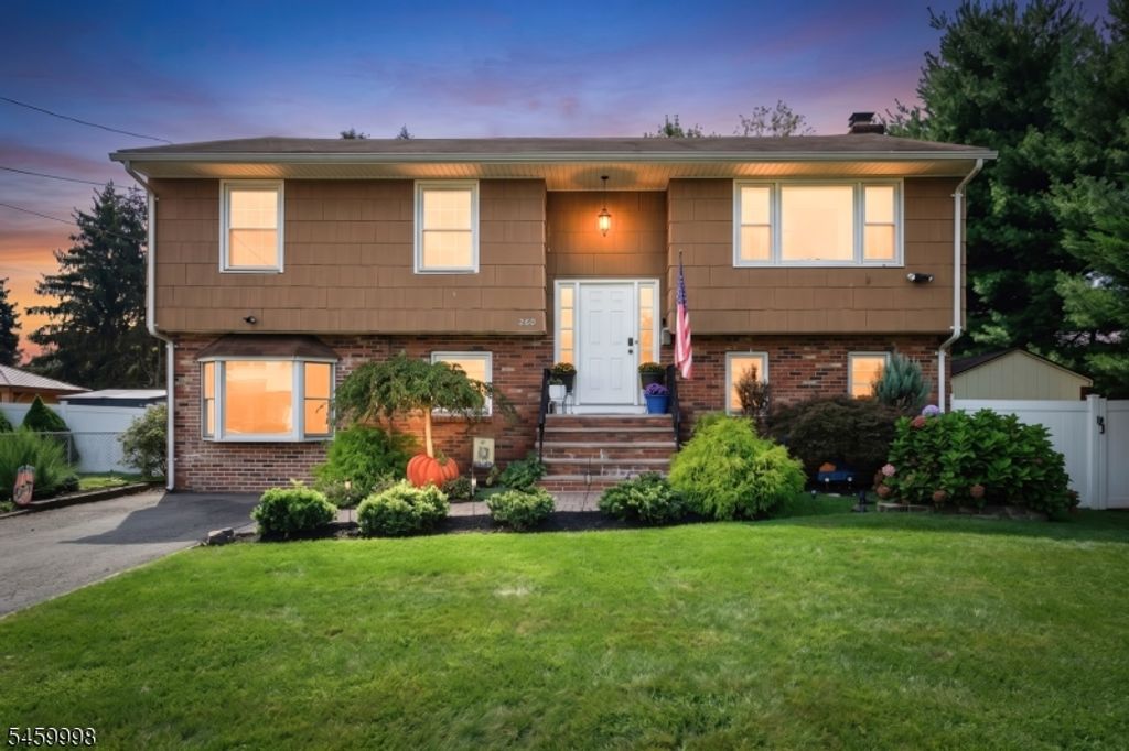 260 Pearl Pl, South Plainfield Boro, NJ 07080