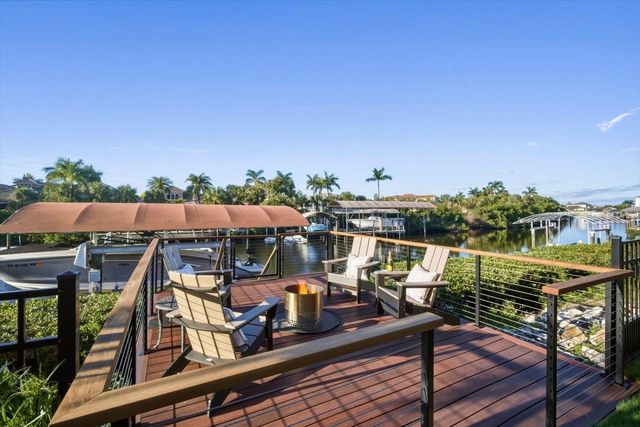 4203 5TH AVENUE NE, Bradenton, FL 34208