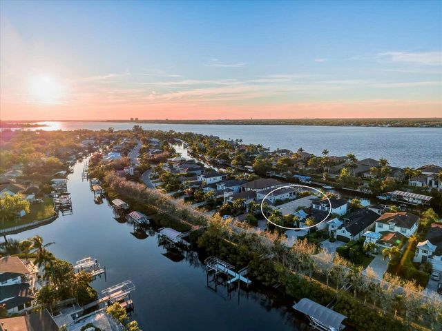 4203 5TH AVENUE NE, Bradenton, FL 34208