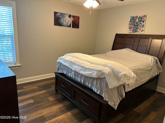 205 South Pointe Drive B, Winterville, NC 28590