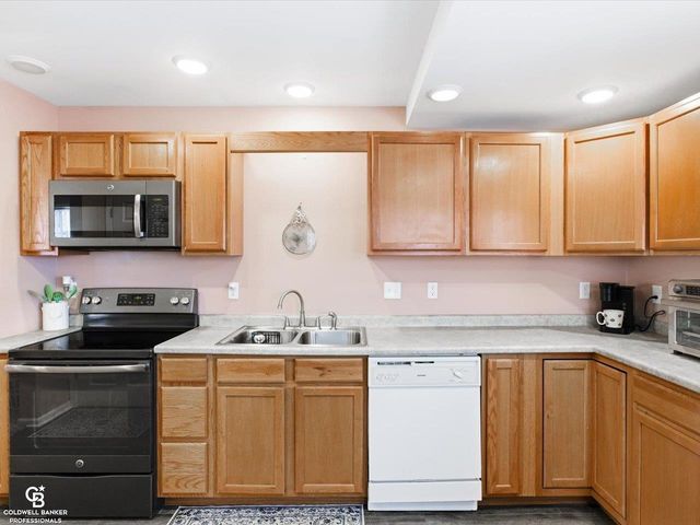 432 12th Street, Port Huron, MI 48060