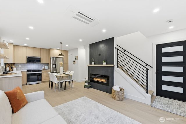 14323 Wayne Place N, Seattle, WA 98133