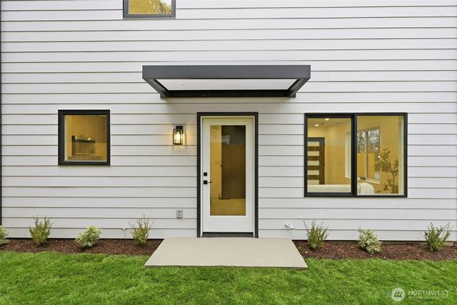 14323 Wayne Place N, Seattle, WA 98133