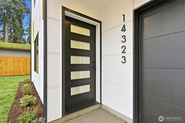 14323 Wayne Place N, Seattle, WA 98133