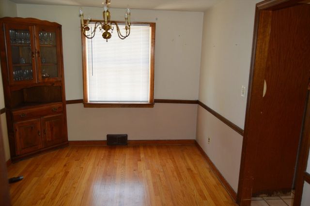 58 Baymor Dr, East Longmeadow, MA 01028