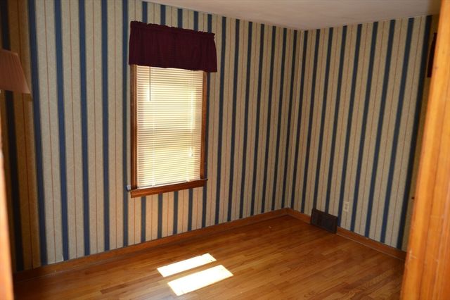 58 Baymor Dr, East Longmeadow, MA 01028