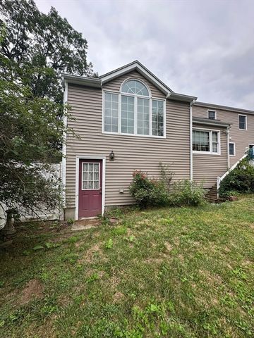 58 Baymor Dr, East Longmeadow, MA 01028
