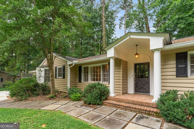 2986 Mornington Drive NW, Atlanta, GA 30327