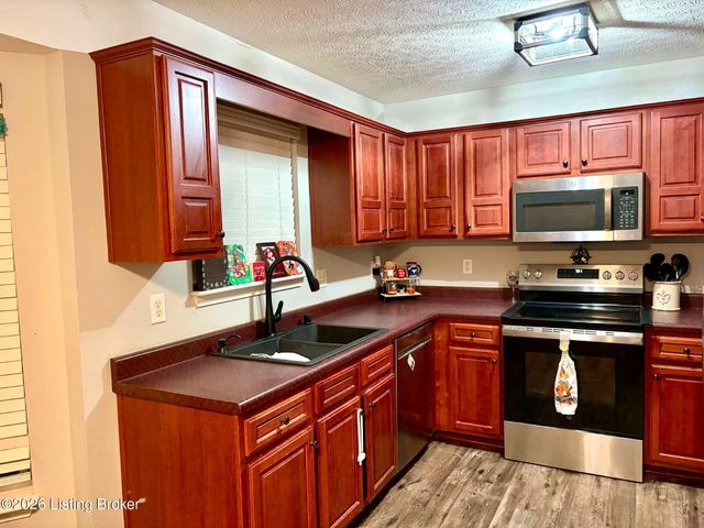 133 Trevor Ct, Mt Washington, KY 40047